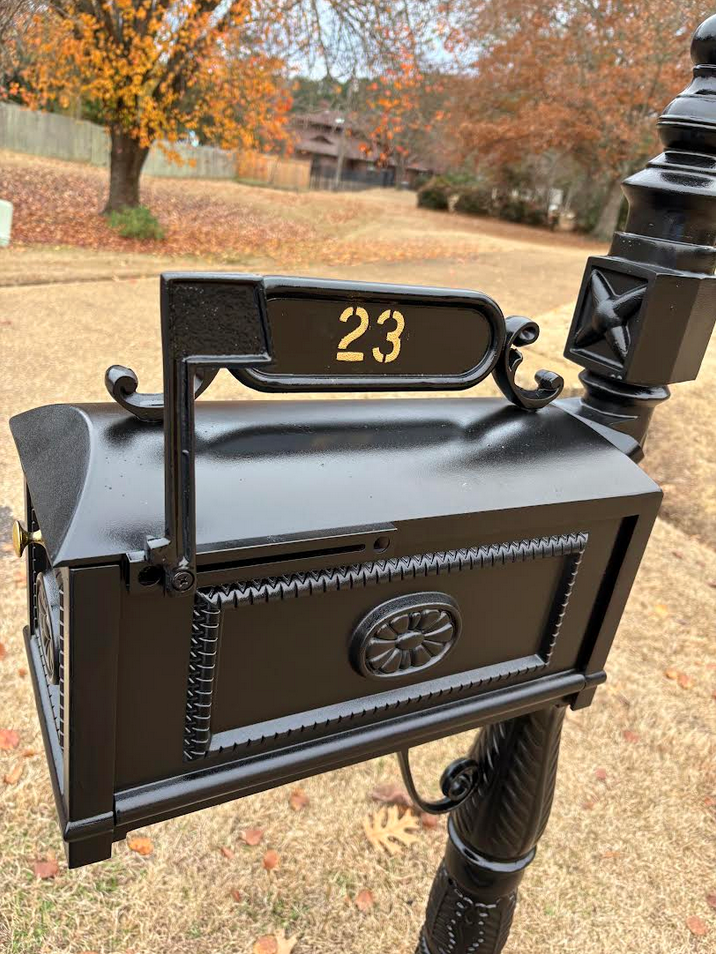 Before and After mailbox restoration