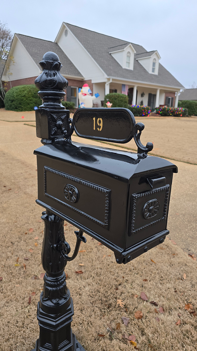 Before and After mailbox restoration